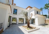 Xalet independent amb terreny en venda a la España, Marbella, ref.: TR237714 foto