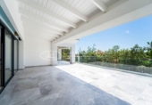Xalet independent amb terreny en venda a la España, Marbella, ref.: TR237714 foto
