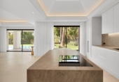 Xalet independent amb terreny en venda a la España, Marbella, ref.: TR237728 foto