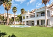 Xalet independent amb terreny en venda a la España, Marbella, ref.: TR237729 foto