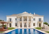 Xalet independent amb terreny en venda a la España, Marbella, ref.: TR239864 foto