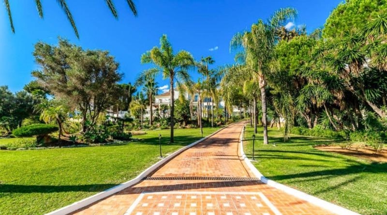 Málaga - Benahavís - 7100m2