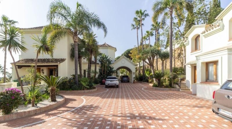 Málaga - Estepona - 7080m2