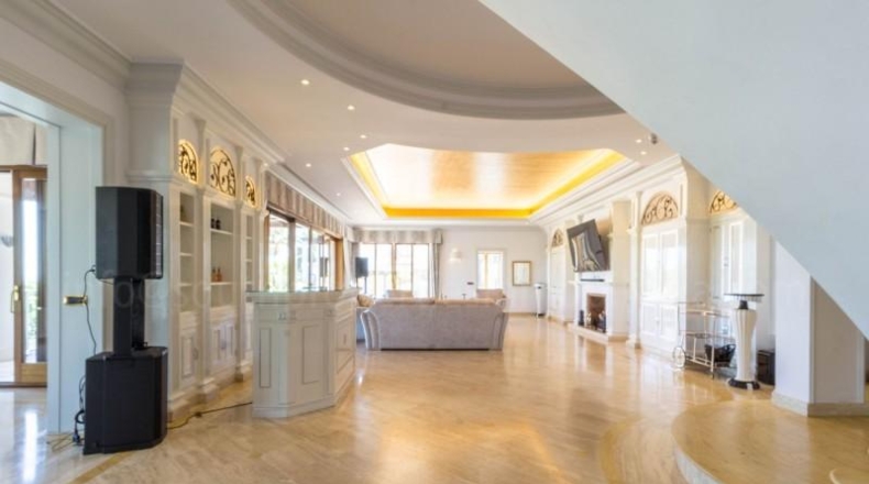 Málaga - Estepona - 7080m2
