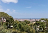 Chalet independiente con terreno en venta en la España, Barcelona, ref: TR236622 foto