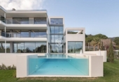 Chalet independiente con terreno en venta en la España, Barcelona, ref: TR178140 foto