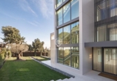 Chalet independiente con terreno en venta en la España, Barcelona, ref: TR178140 foto