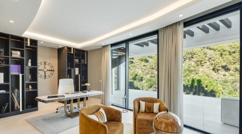 Málaga - Benahavís - 8000m2