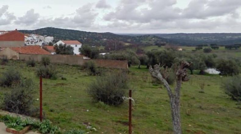 Badajoz - Calera de León - 1473m2