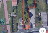 Загородный дом с участком на продажу в городе Narón. Фото