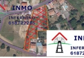Отдельно стоящий дом с участком на продажу в городе Ferrol. Фото