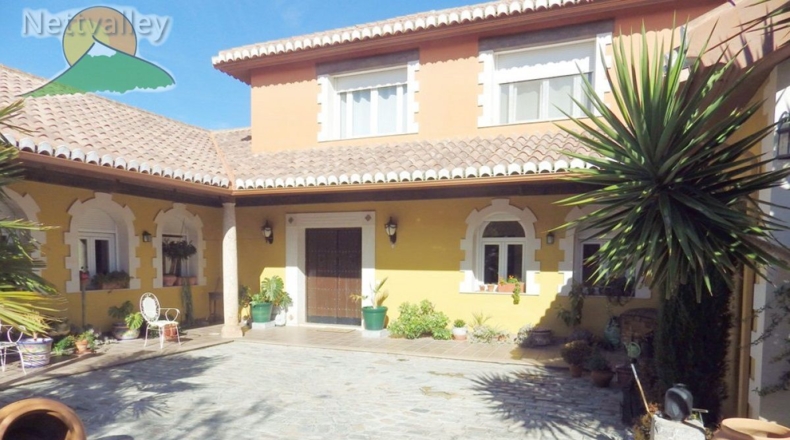 Granada - Gójar - 1418m2