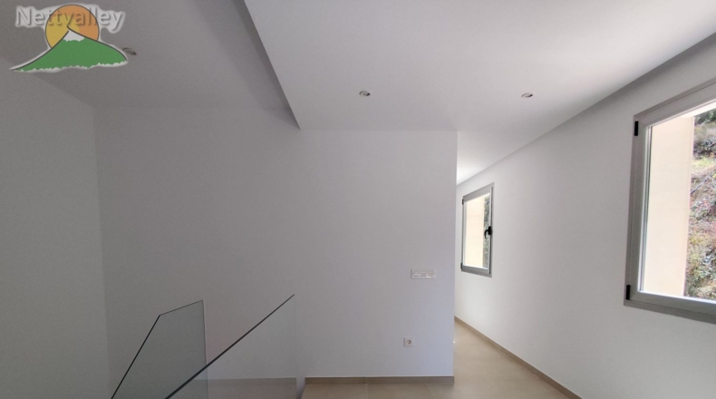 Granada - Косвихар - 3289m2