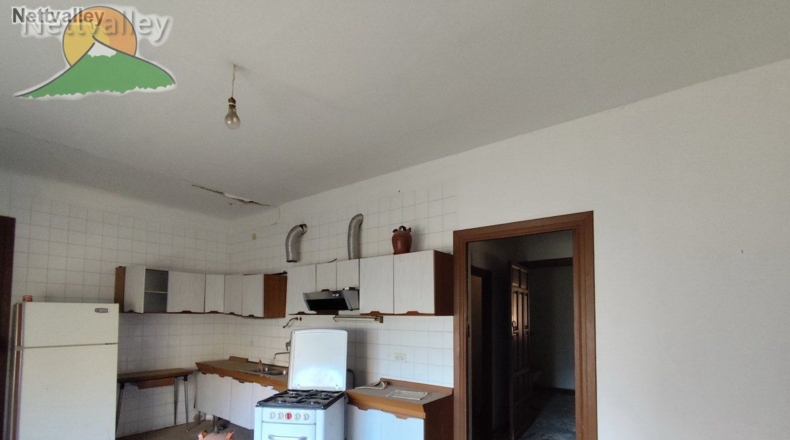 Granada - Melegís - 1381m2