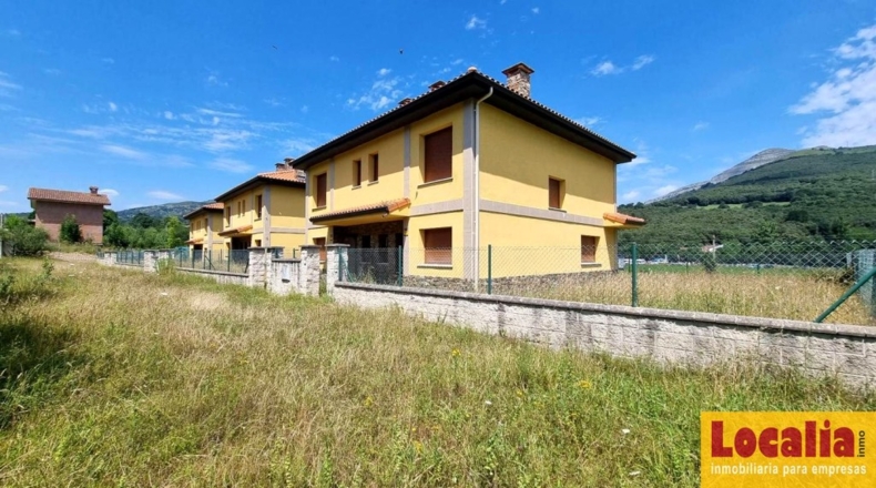 Palencia - Ruesga - 1834m2