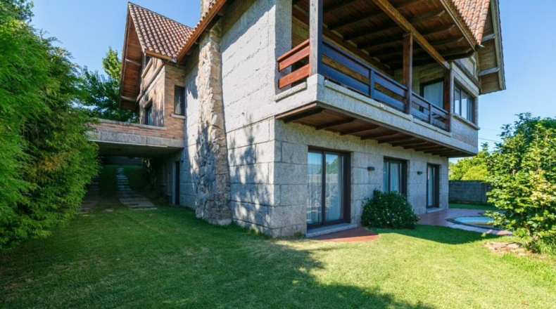 Pontevedra - A Granxa - 504m2