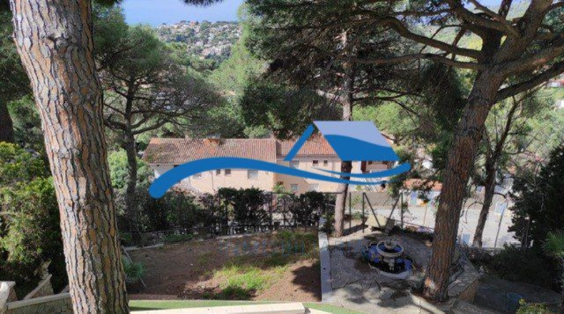 Жирона - Lloret de Mar - 2000m2