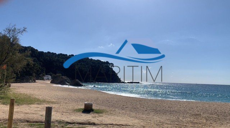 Жирона - Lloret de Mar - 2000m2