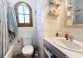 Отдельно стоящий дом с участком на продажу в городе Jávea Фото