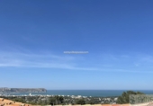Отдельно стоящий дом с участком на продажу в городе Jávea Фото