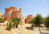 Chalet independiente con terreno en venta en la España, Jávea, ref: TR233891 foto