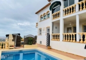 Xalet independent amb terreny en venda a la España, Dénia, ref.: TR233706 foto