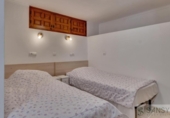 Отдельно стоящий дом с участком на продажу в городе Jávea Фото