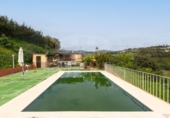 Casa amb terreny en venda a Estepona ref.: TR305196 foto