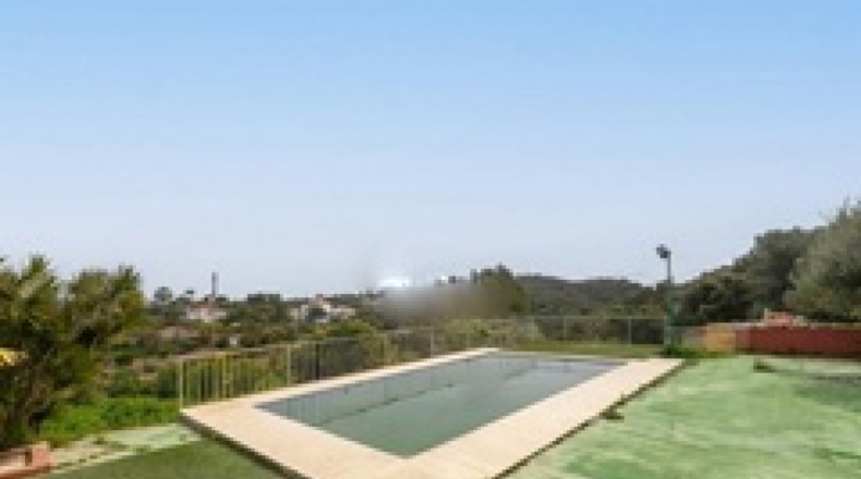 Málaga - Estepona - 4400m2