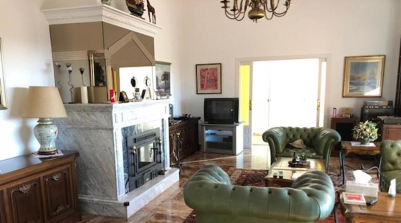 Málaga - Estepona - 2000m2