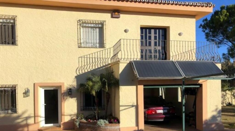 Málaga - Estepona - 2000m2