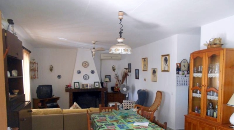Málaga - Estepona - 20000m2