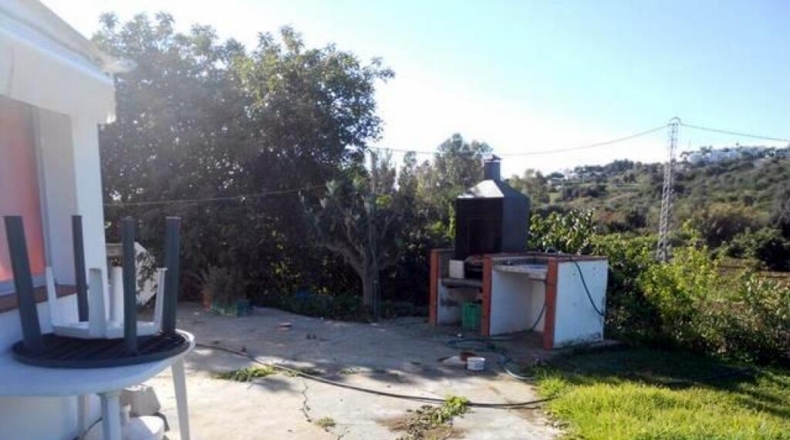 Málaga - Estepona - 20000m2