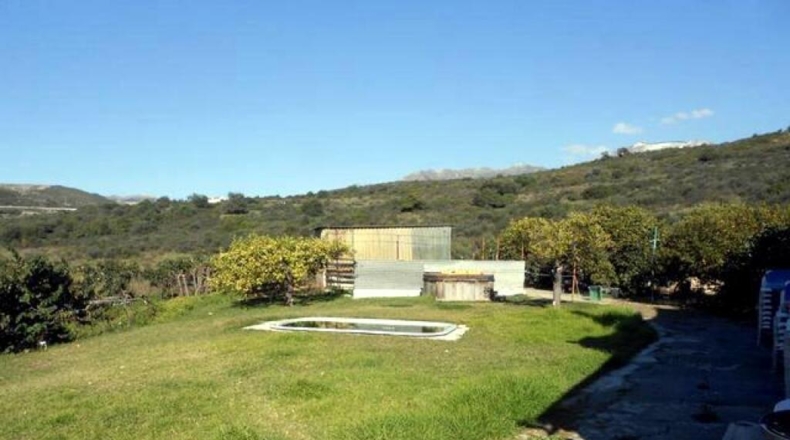 Málaga - Estepona - 20000m2