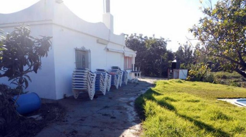 Málaga - Estepona - 20000m2