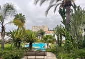 Xalet adossat amb terreny en venda a Estepona ref.: TR232340 foto