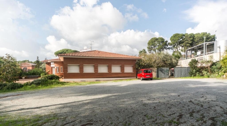 Barcelona - Cerdanyola del Vallès - 765m2