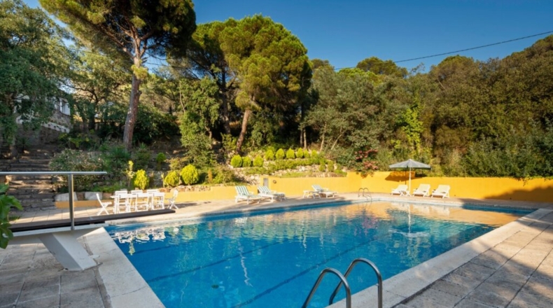 Gerona - Sant Feliu de Guíxols - 12248m2