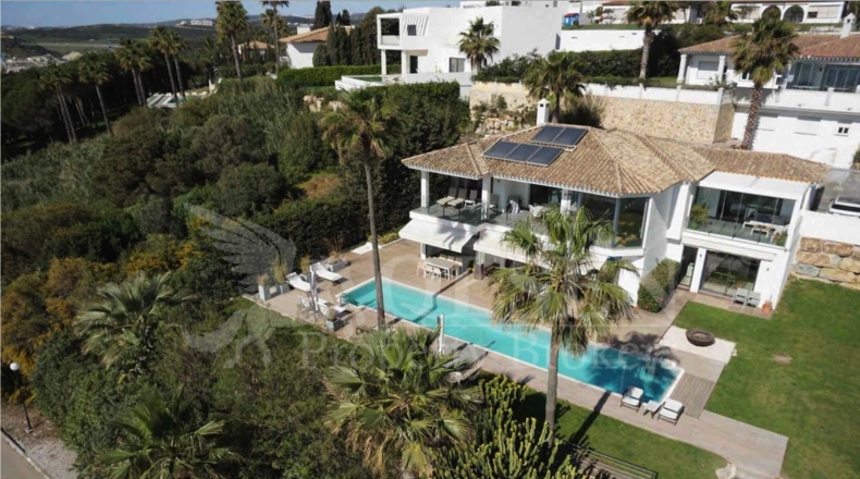Málaga - Эстепона - 1280.67m2