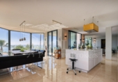 Xalet independent amb terreny en venda a Estepona ref.: TR234962 foto