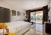 Xalet independent amb terreny en venda a Estepona ref.: TR234962 foto