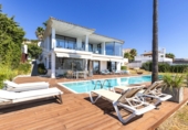 Xalet independent amb terreny en venda a Estepona ref.: TR234962 foto