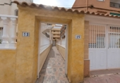 Xalet adossat amb terreny en venda a la Avenida de Francia, Torrevella, ref.: TR308787 foto