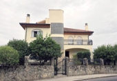 Xalet adossat amb terreny en venda a Plasencia ref.: TR394095 foto