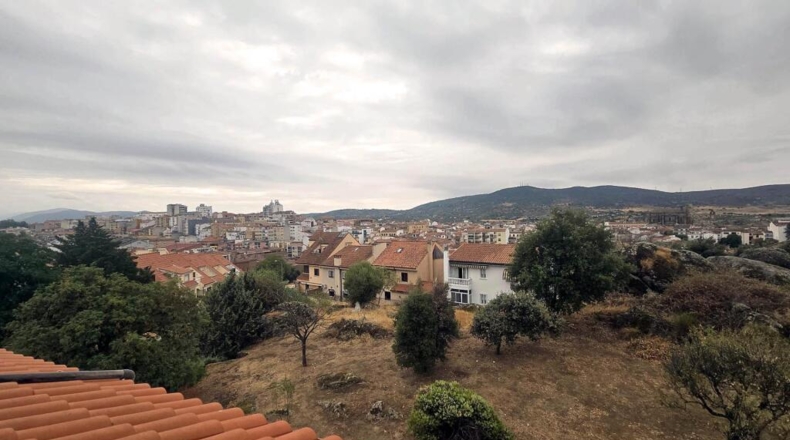 Cáceres - Plasencia - 422m2