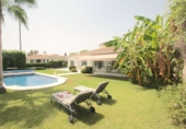 Chalet independiente con terreno en venta en la calle Oviedo. 29650, Mijas, ref: TR359480 foto