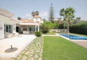 Chalet independiente con terreno en venta en la calle Oviedo. 29650, Mijas, ref: TR359480 foto