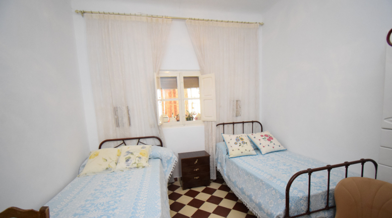 Granada - Íllora - 975m2