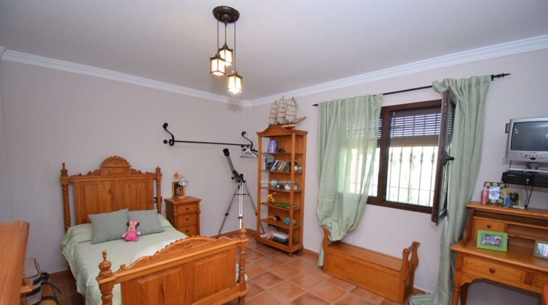 Granada - Moraleda de Zafayona - 3294m2