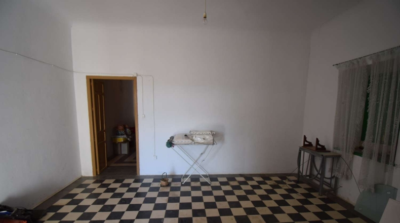 Granada - Íllora - 1884m2